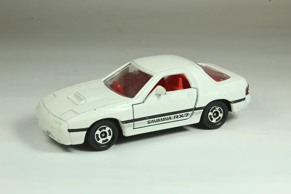 Tomica No. 50 Mazda Savanna RX-7 Japan 1