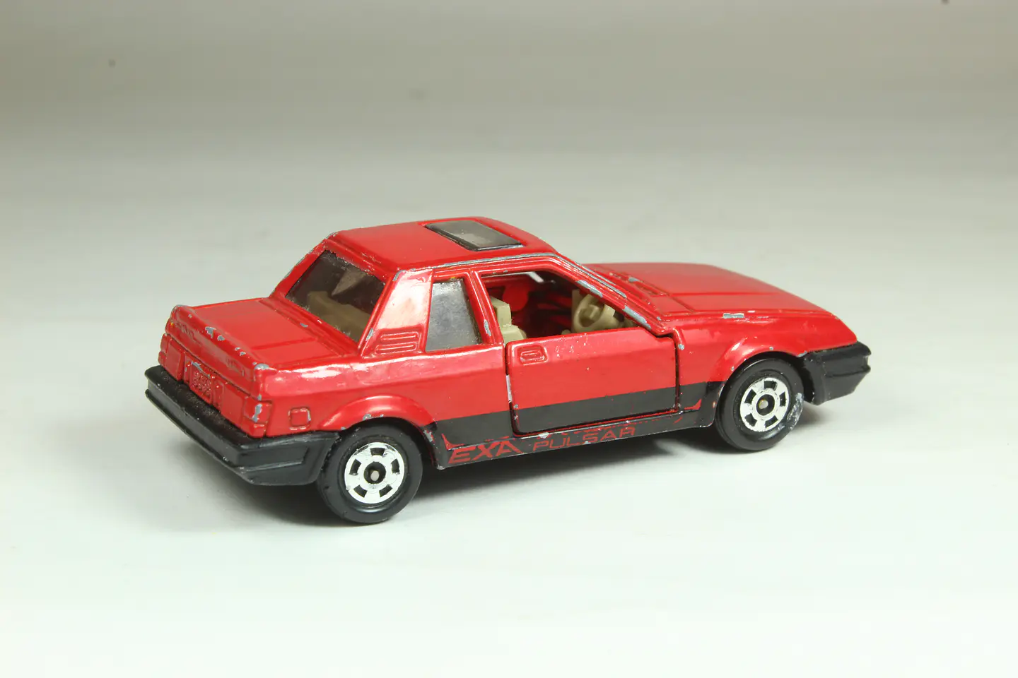 Tomica No. 22 Nissan Pulsar Coupe EXA Japan 2