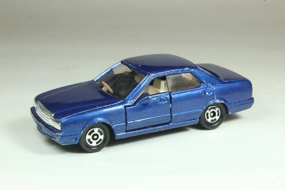 Tomica No. 104 Nissan Cima Japan 1
