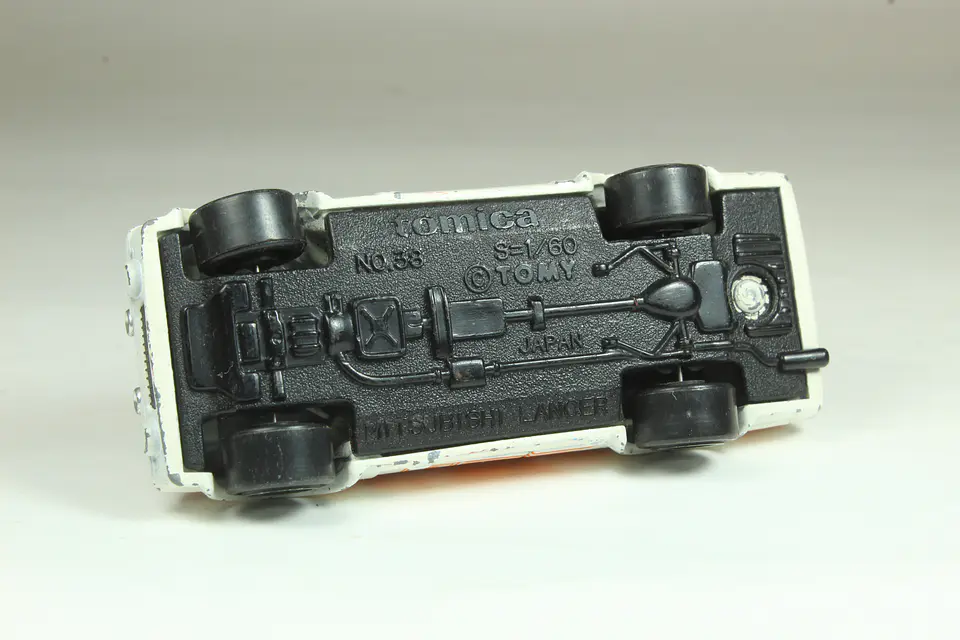 Tomica No. 38 Mitsubishi Lancer Turbo Japan 6