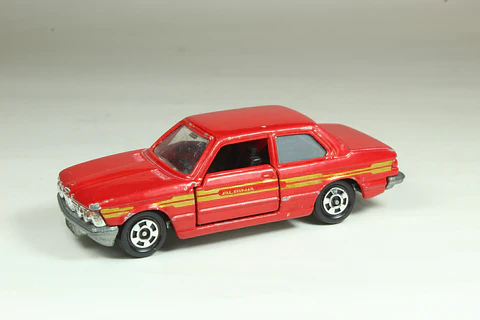Tomica No. F43 BMW 320i Japan