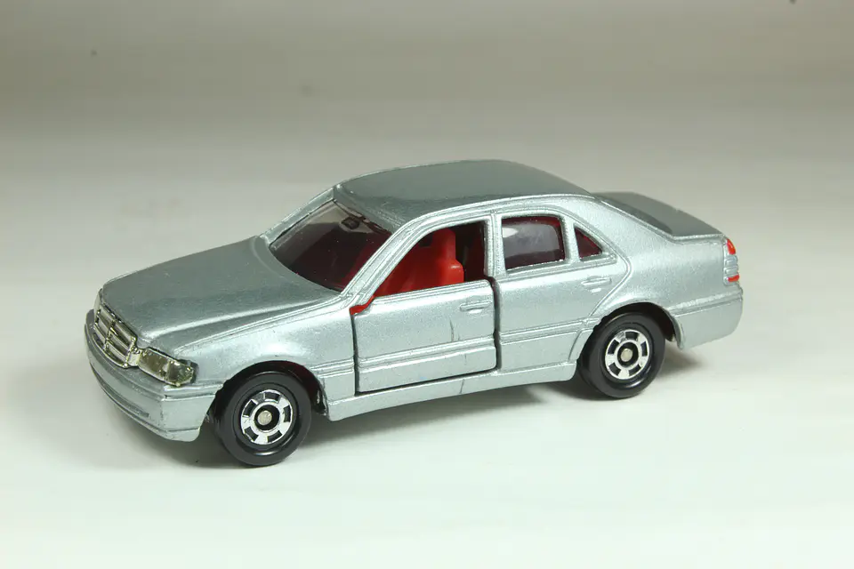 Tomica No. 92 Mercedes-Benz C Class Type China 1