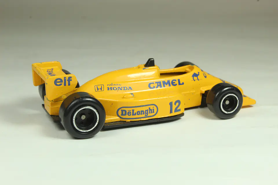 Tomica No. 78 Lotus Honda F-1 #12 Japan — foto 2 de 3