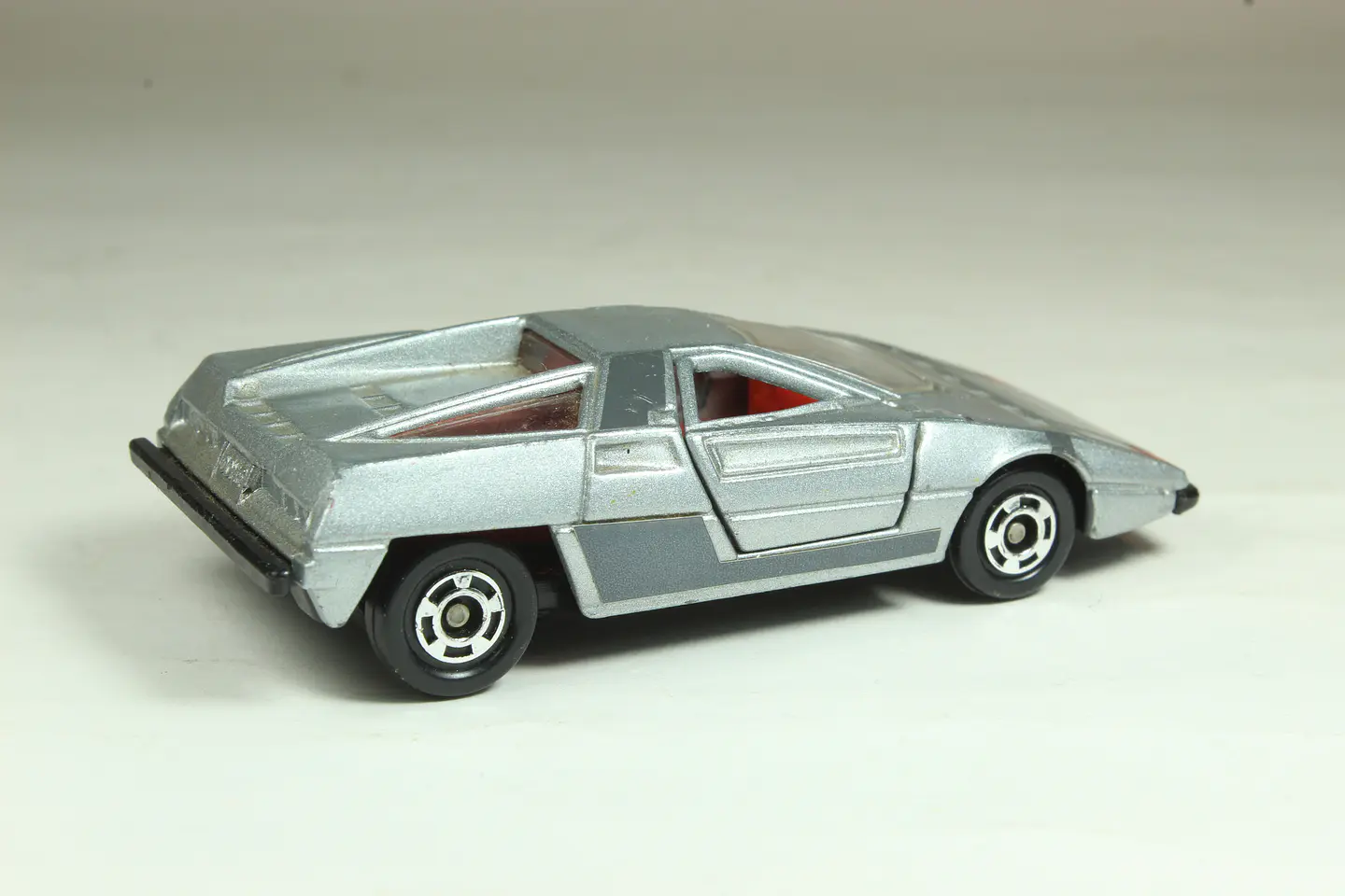 Tomica No. 46 Dome-0 Japan — foto 2 de 3
