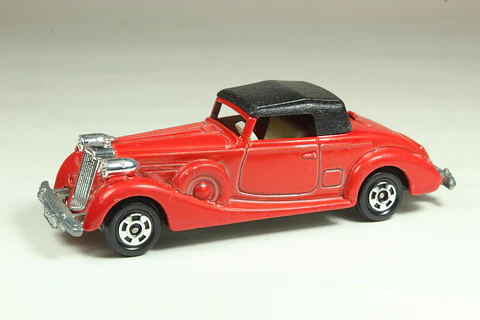 Tomica No. F52 Packard Coupe Roadster Japan