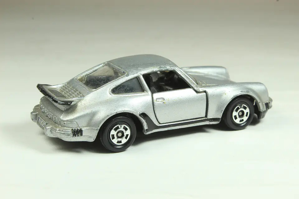 Tomica No. F1 Porsche 930 Turbo Japan — foto 2 de 3