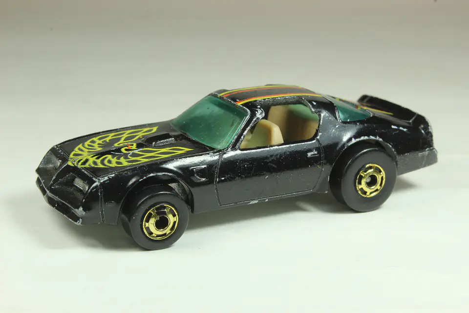 Hot Wheels Hot Bird Hong Kong — foto 1 de 3