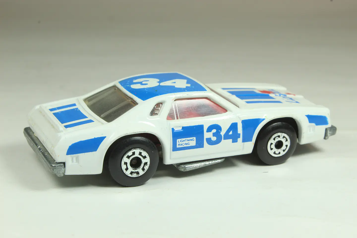 Matchbox Super Fast N° 34 Chevy Pro Stocker England — foto 2 de 3