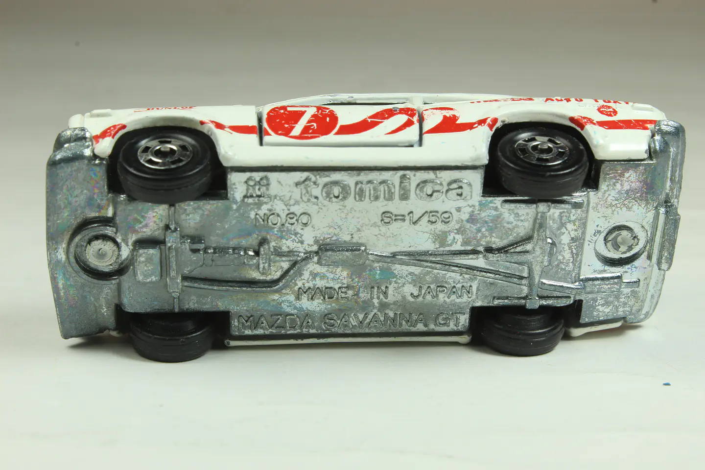 Tomica No. 80 Mazda Savanna GT Racing Japan — foto 3 de 3