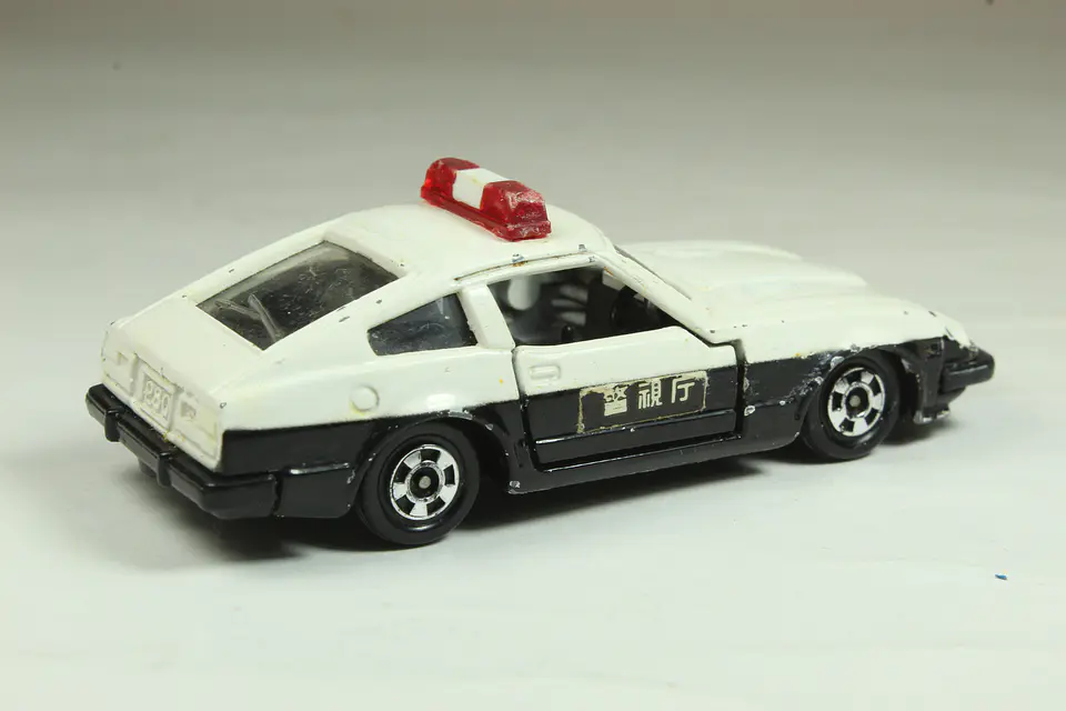 Tomica No. 44 Nissan Fairlady 280Z-T Patrol Car Japan — foto 3 de 4