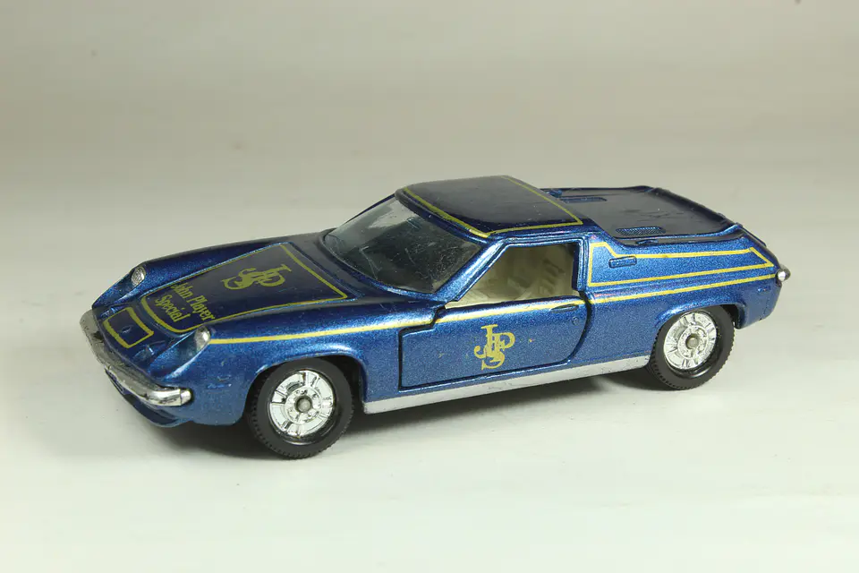 Tomica Dandy F12 Lotus Europa JPS Type Japan — foto 1 de 3