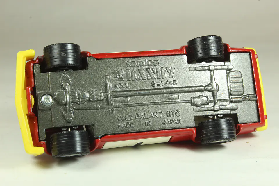 Tomica Dandy 001 Mitsubishi Galant GTO Racing Type Japan — foto 4 de 4