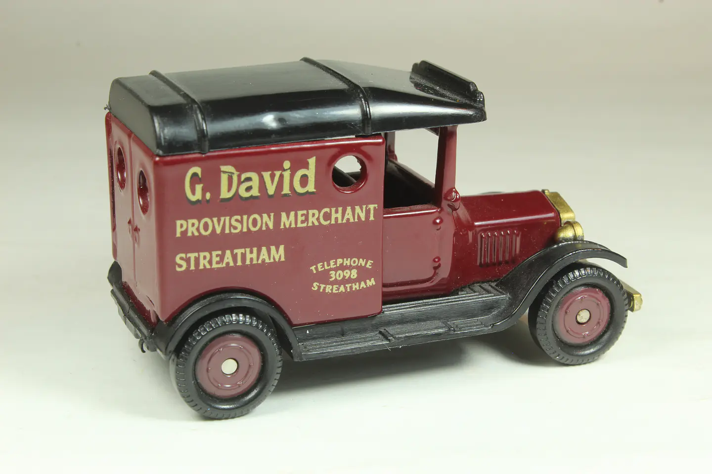 Corgi Ford T Van Gt. Britain — foto 2 de 3