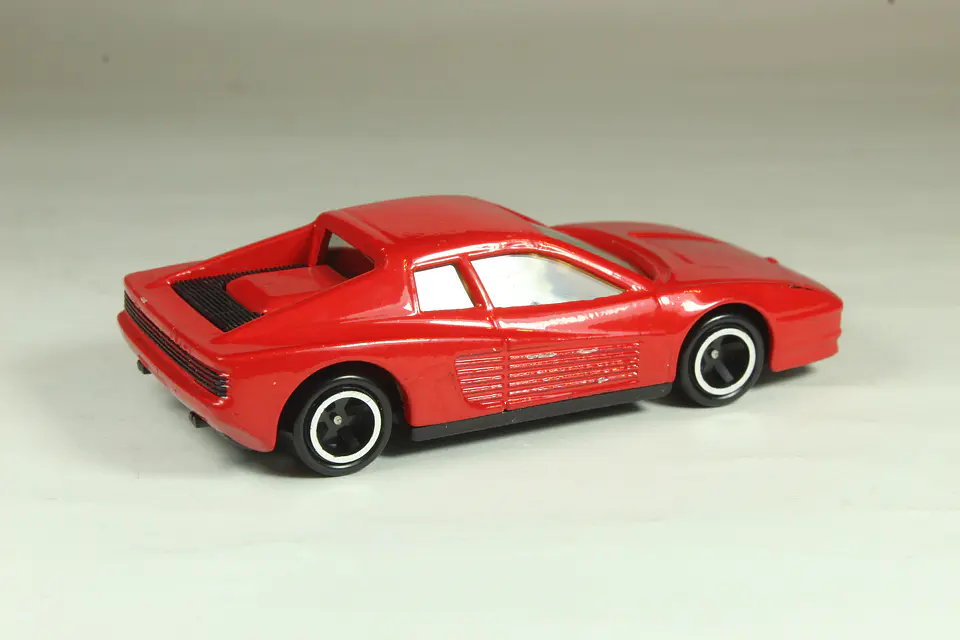 Tomica No. 91 Ferrari Testarossa Japan — foto 2 de 2
