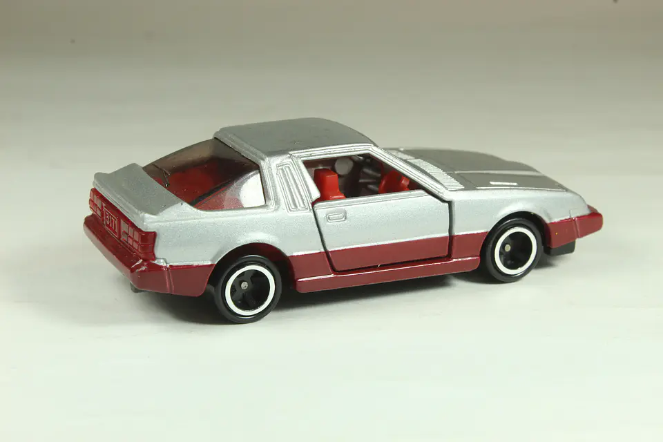 Tomica No. 48 Mitsubishi Starion 2000 Turbo Japan — foto 2 de 3