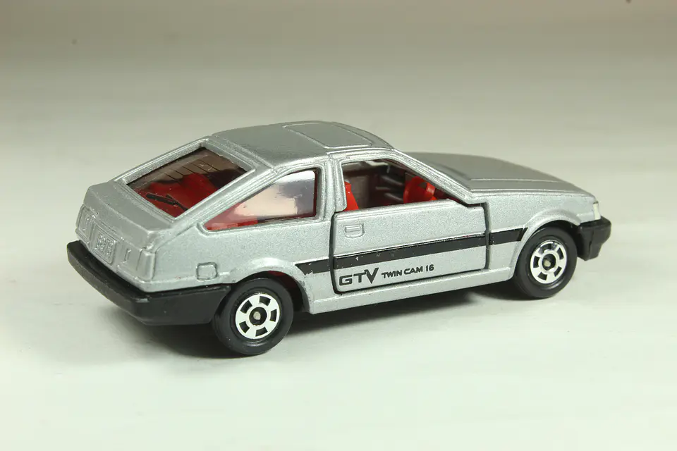 Tomica No. 78 Toyota Corolla Levin 3door Japan — foto 2 de 3