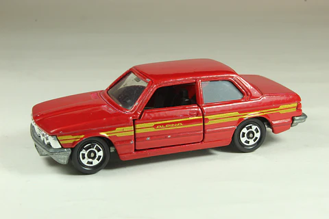 Tomica No. F43 BMW 320i Japan