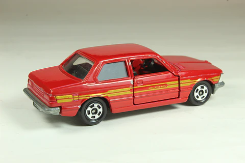 Tomica No. F43 BMW 320i Japan