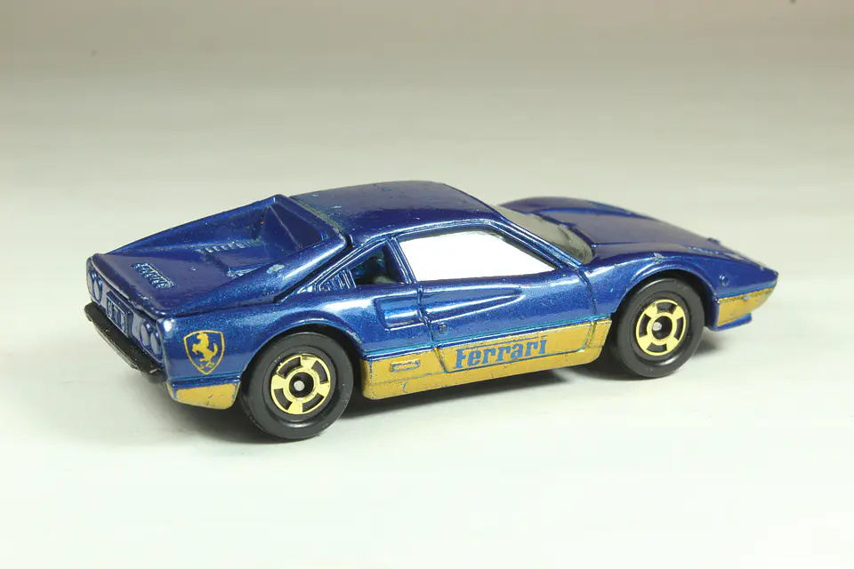 Tomica No. F35 Ferrari 308GTB Japan — foto 2 de 3