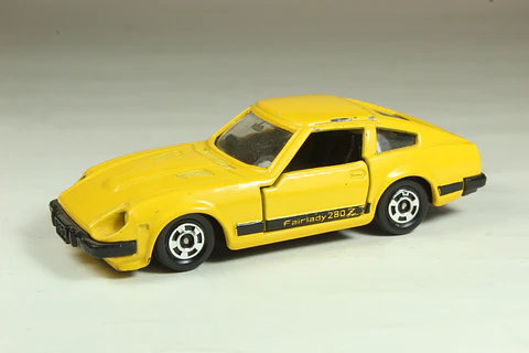 Tomica No. 15 Nissan Fairlady 280Z-T Japan