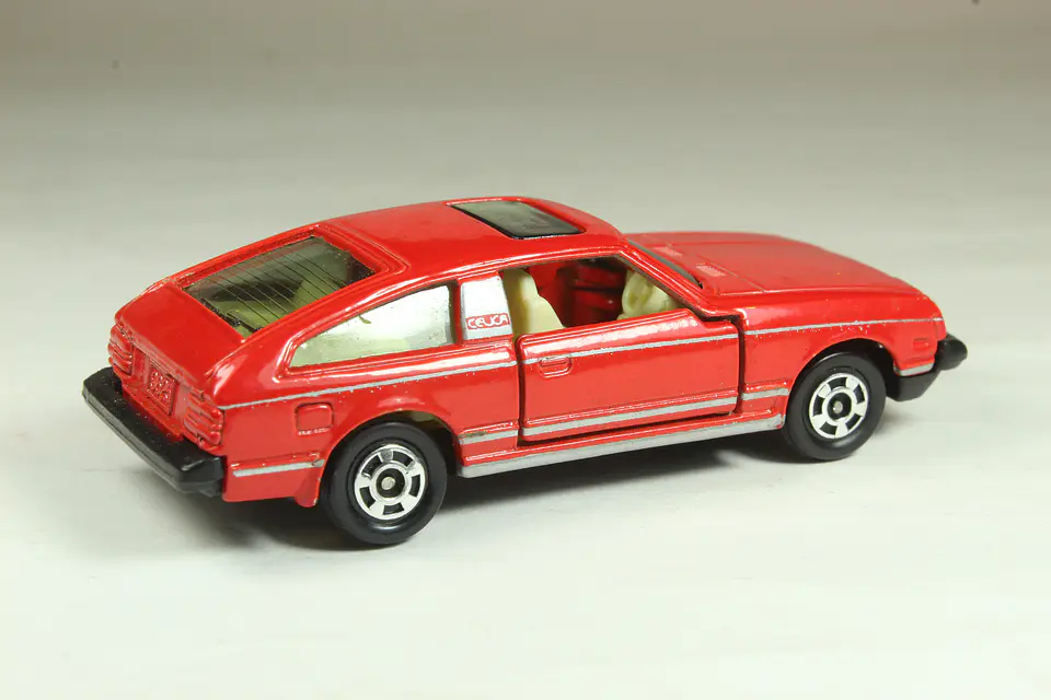 Tomica No. 33 Toyota Celica LB 2000GT Japan — foto 2 de 3