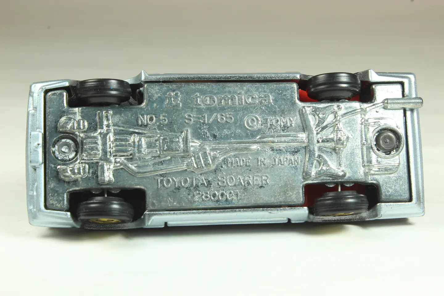 Tomica No. 5 Toyota Soarer 2800GT (Negro) Japan — foto 3 de 3