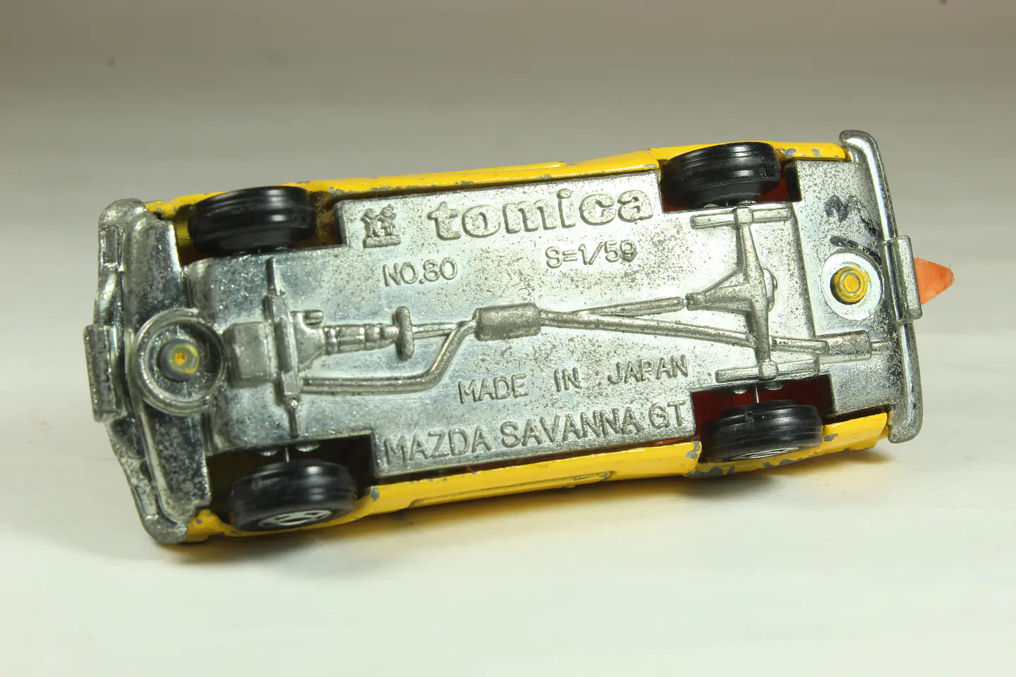 Tomica No. 80 Mazda Savanna GT Japan — foto 3 de 3