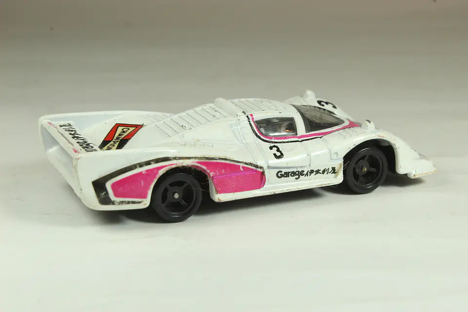 Tomica No. 71 Shiden 77 BMW Japan — foto 2 de 3