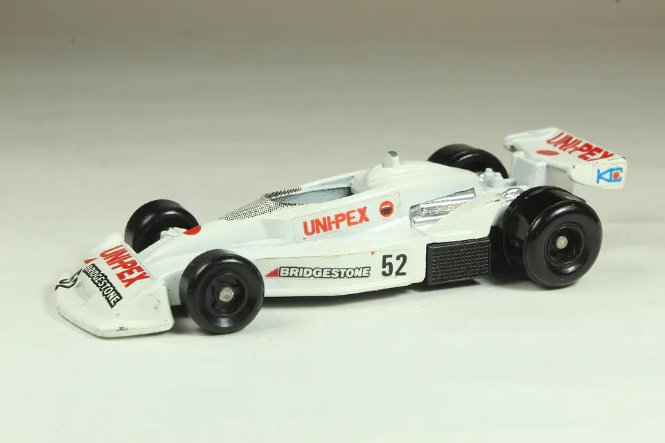 Tomica No. 26 Kojima 009 Ford Japan — foto 1 de 3