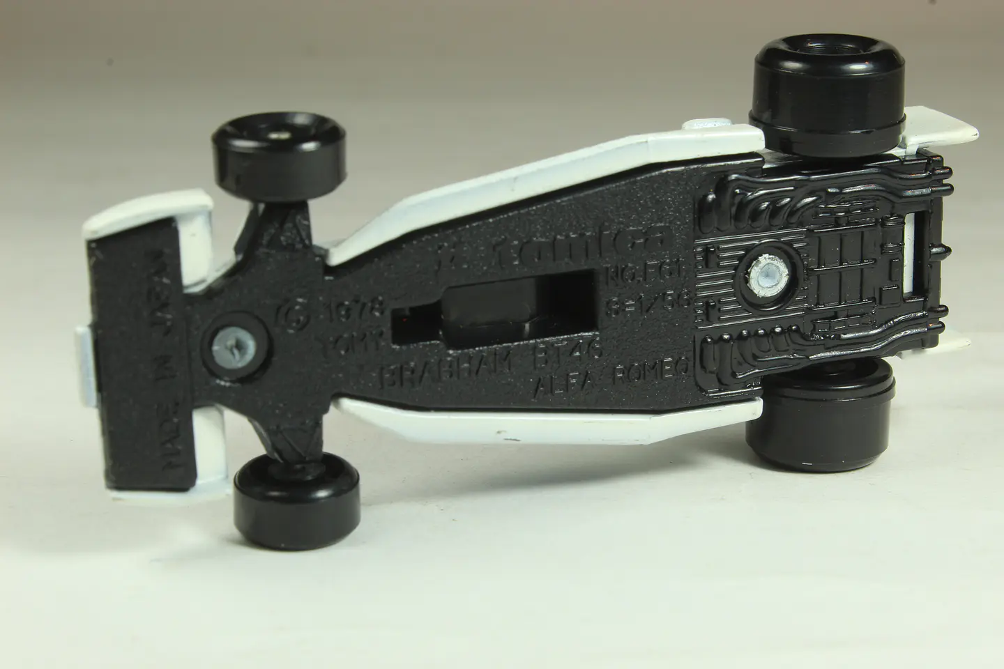 Tomica No. F61 Brabham BT46 Alfa Romeo Japan — foto 3 de 3