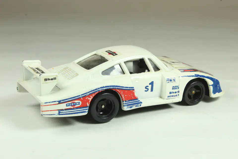Tomica No. F10 Porsche 935-78 Turbo Japan — foto 2 de 3