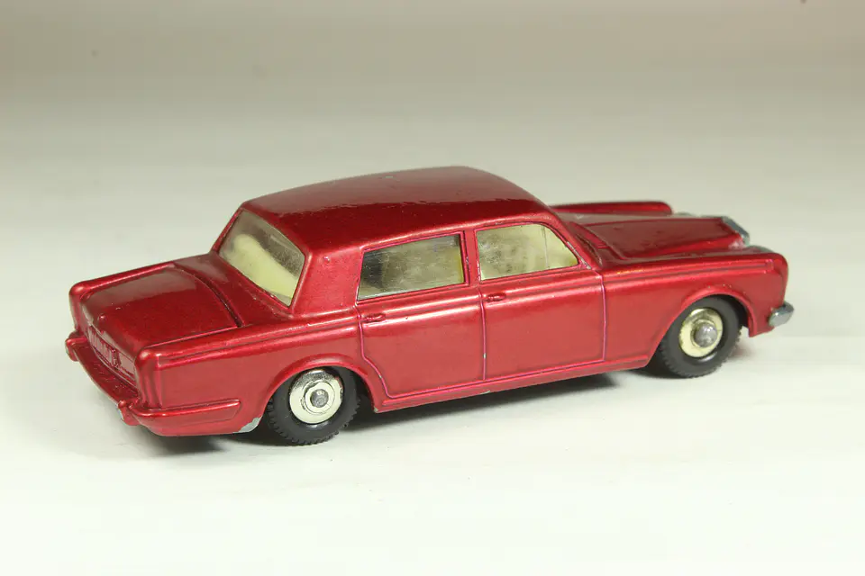 Matchbox Regular Wheels N° 24 Rolls Royce Silver Shadow England — foto 2 de 3