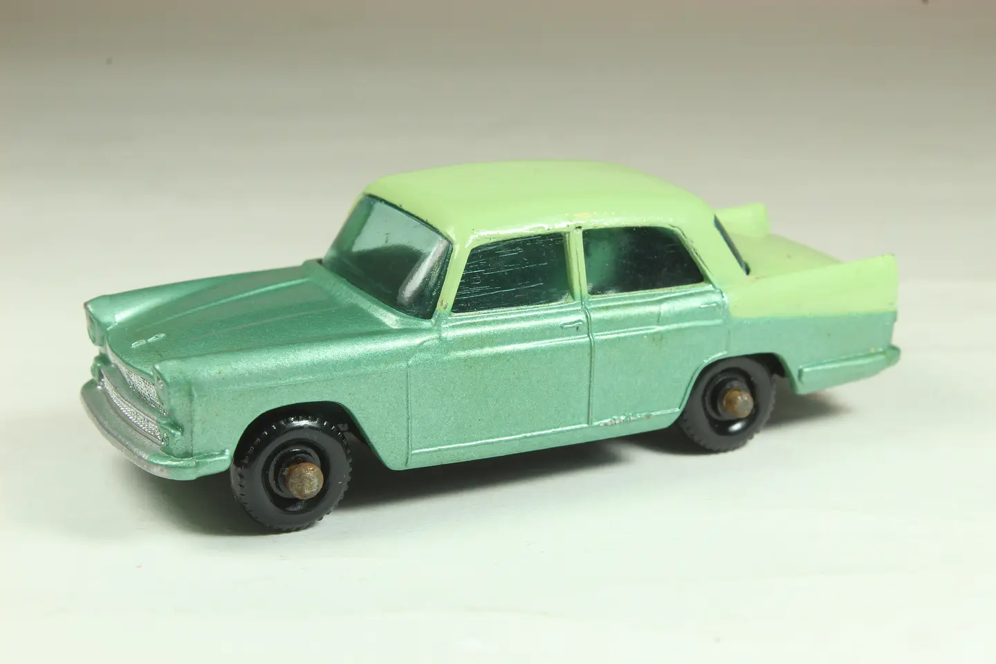 Matchbox Regular Wheels N° 29 Austin A55 Cambridge England — foto 1 de 3
