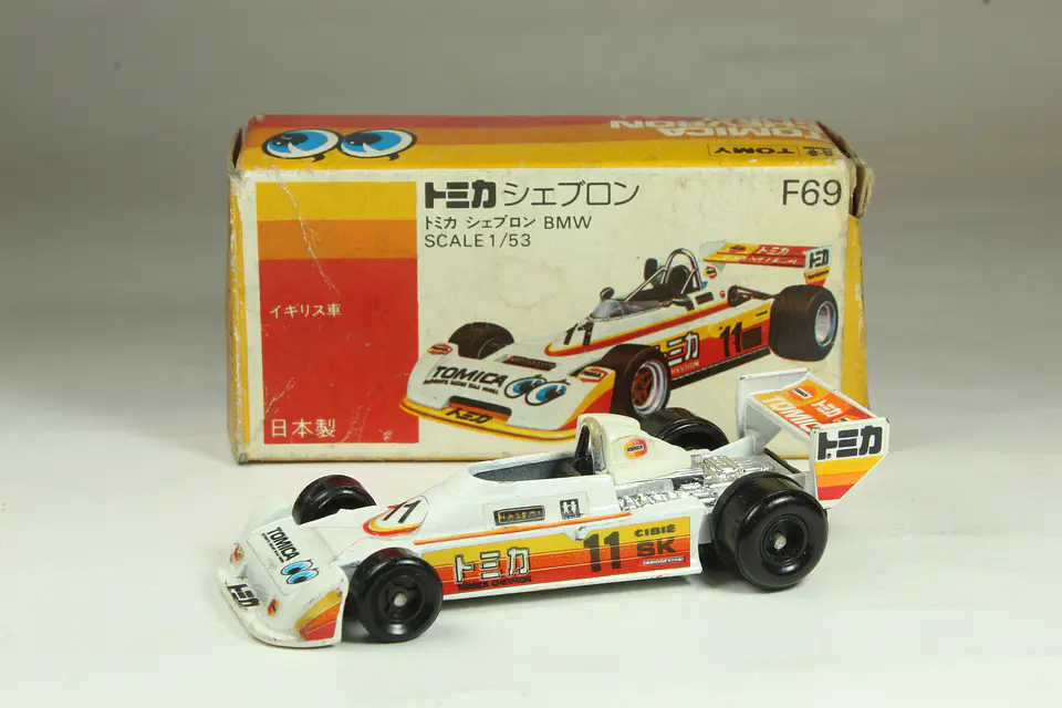 Tomica No. F69 Tomica Chevron BMW Japan — foto 1 de 7