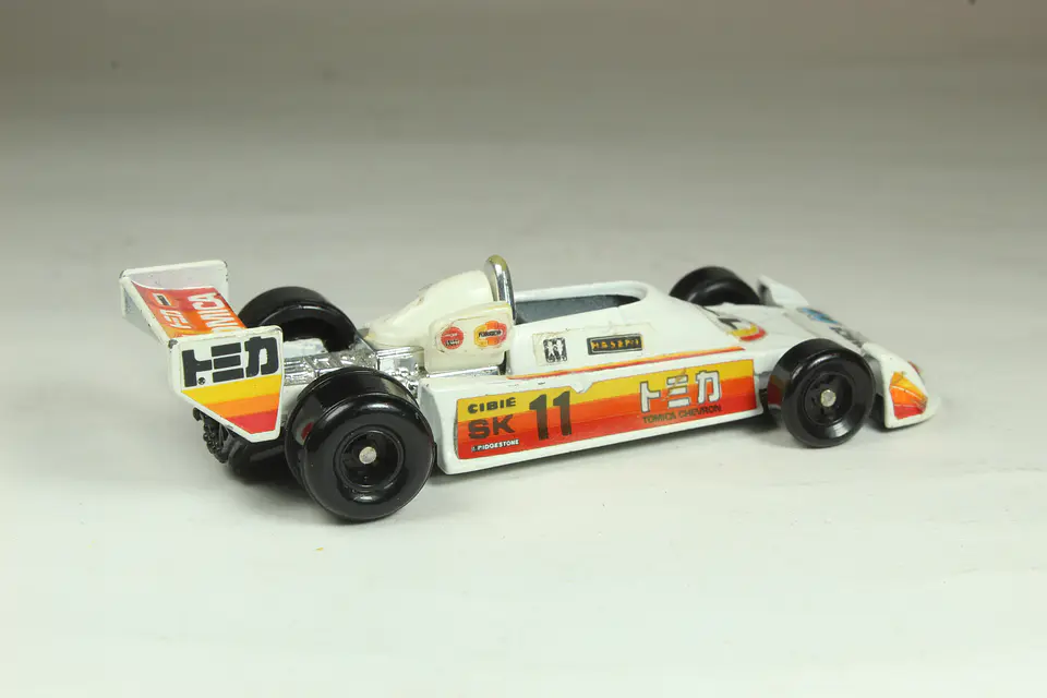 Tomica No. F69 Tomica Chevron BMW Japan — foto 3 de 7