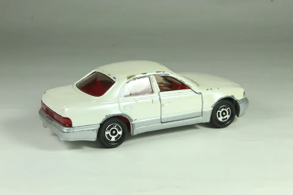 Tomica No. 55 Toyota Crown Majesta Japan 2