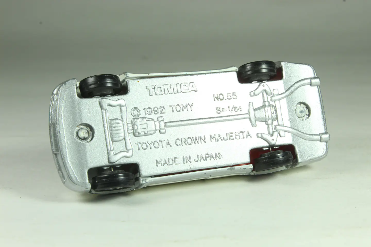 Tomica No. 55 Toyota Crown Majesta Japan 3
