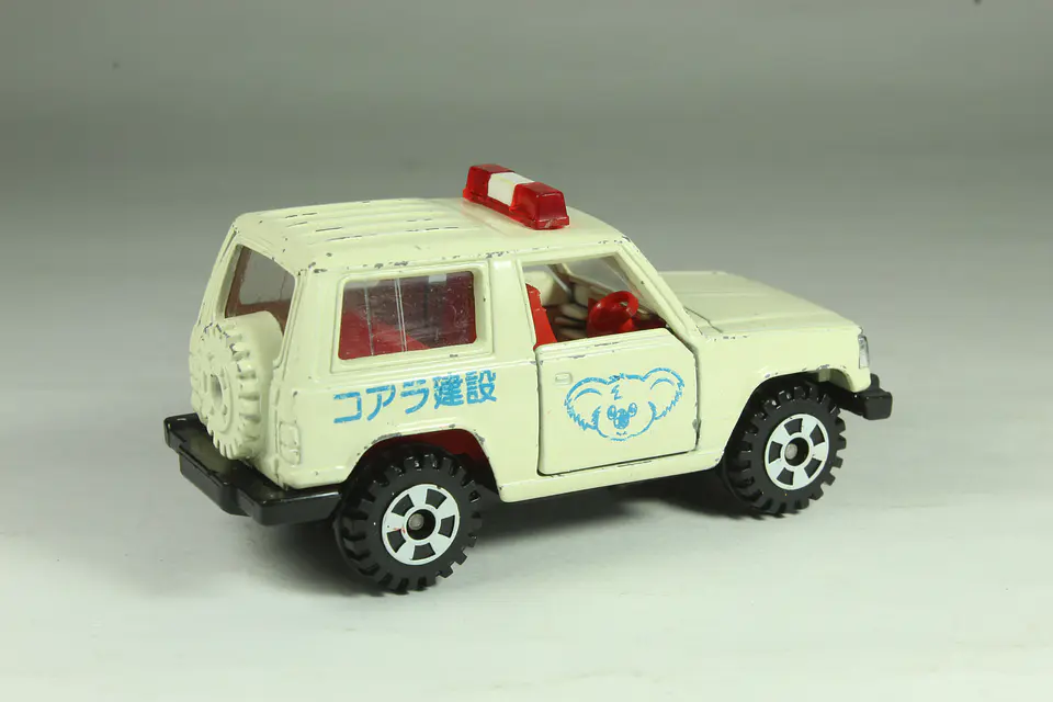Tomica No. 69 Mitsubishi Pajero Japan 2