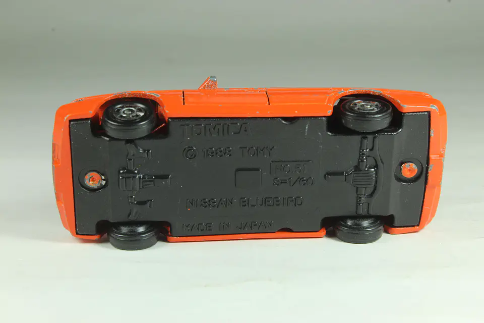 Tomica No. 51 Nissan Bluebird Japan 3
