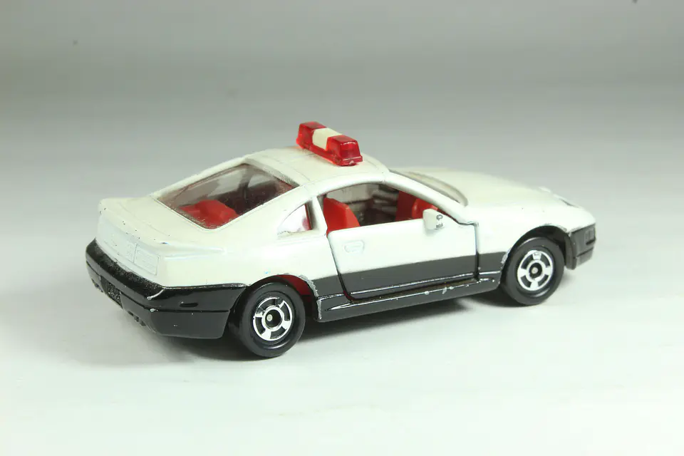 Tomica No. 44 Fairlady Z 300ZX Patrol Car Japan 2