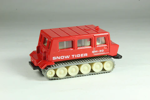 Tomica No. 84 Ohara Iron Works Snowtiger Model SM30 Japan