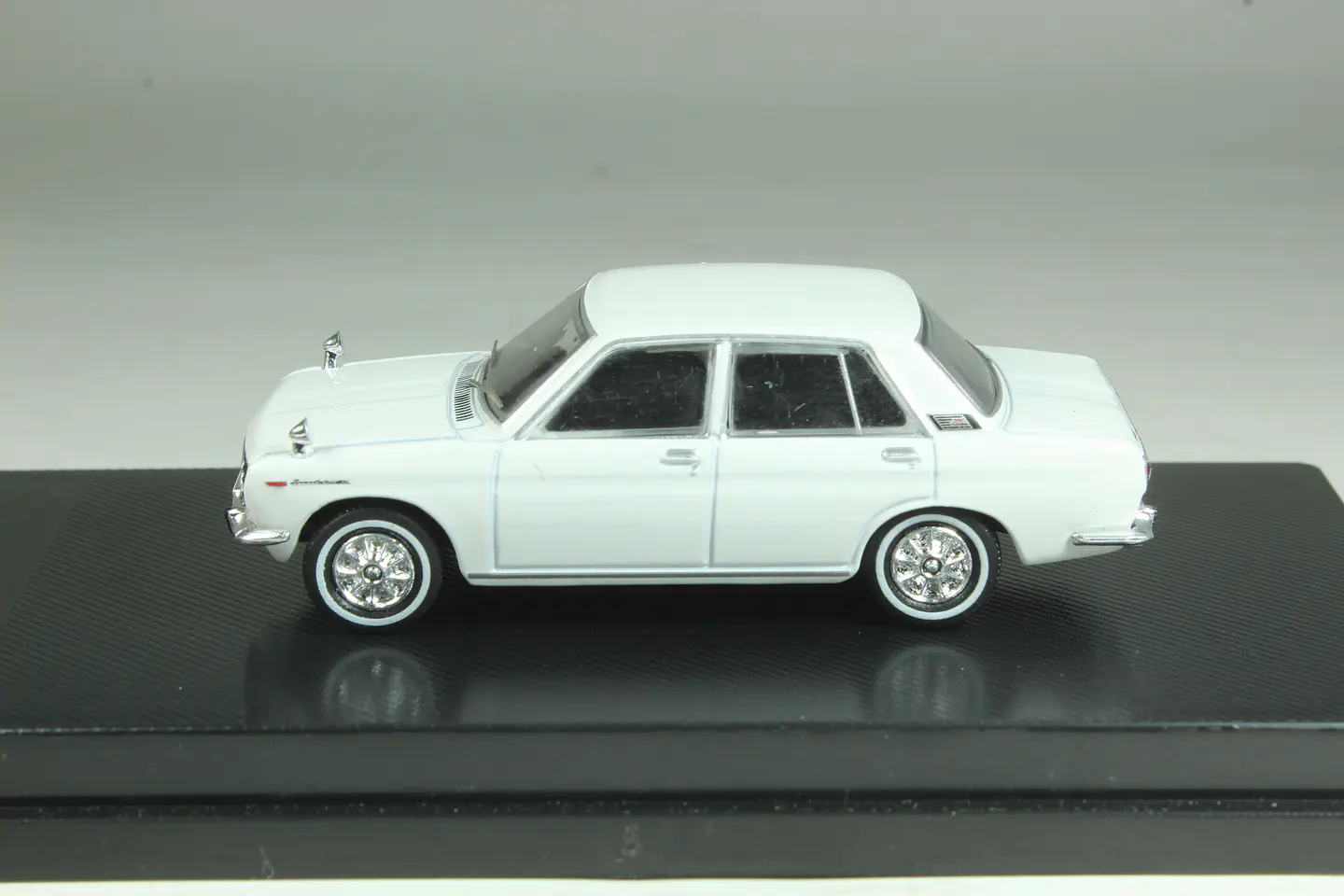 DeAgostini N°17 Datsun Bluebird 1600SSS (P510) 1/64 2