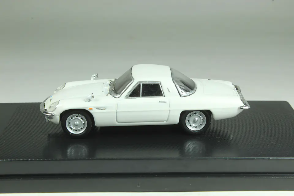 DeAgostini N°5 Mazda Cosmo Sport (L10B) 1/64 2