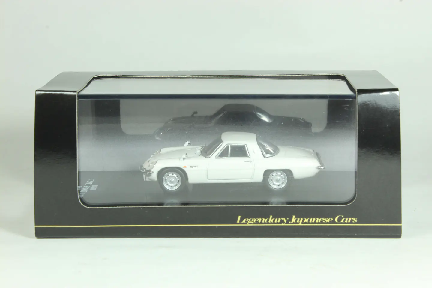 DeAgostini N°5 Mazda Cosmo Sport (L10B) 1/64 4