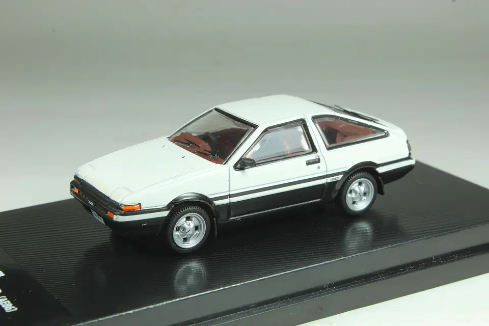 DeAgostini N°3 Toyota Sprinter Trueno (AE86) 1/64 1