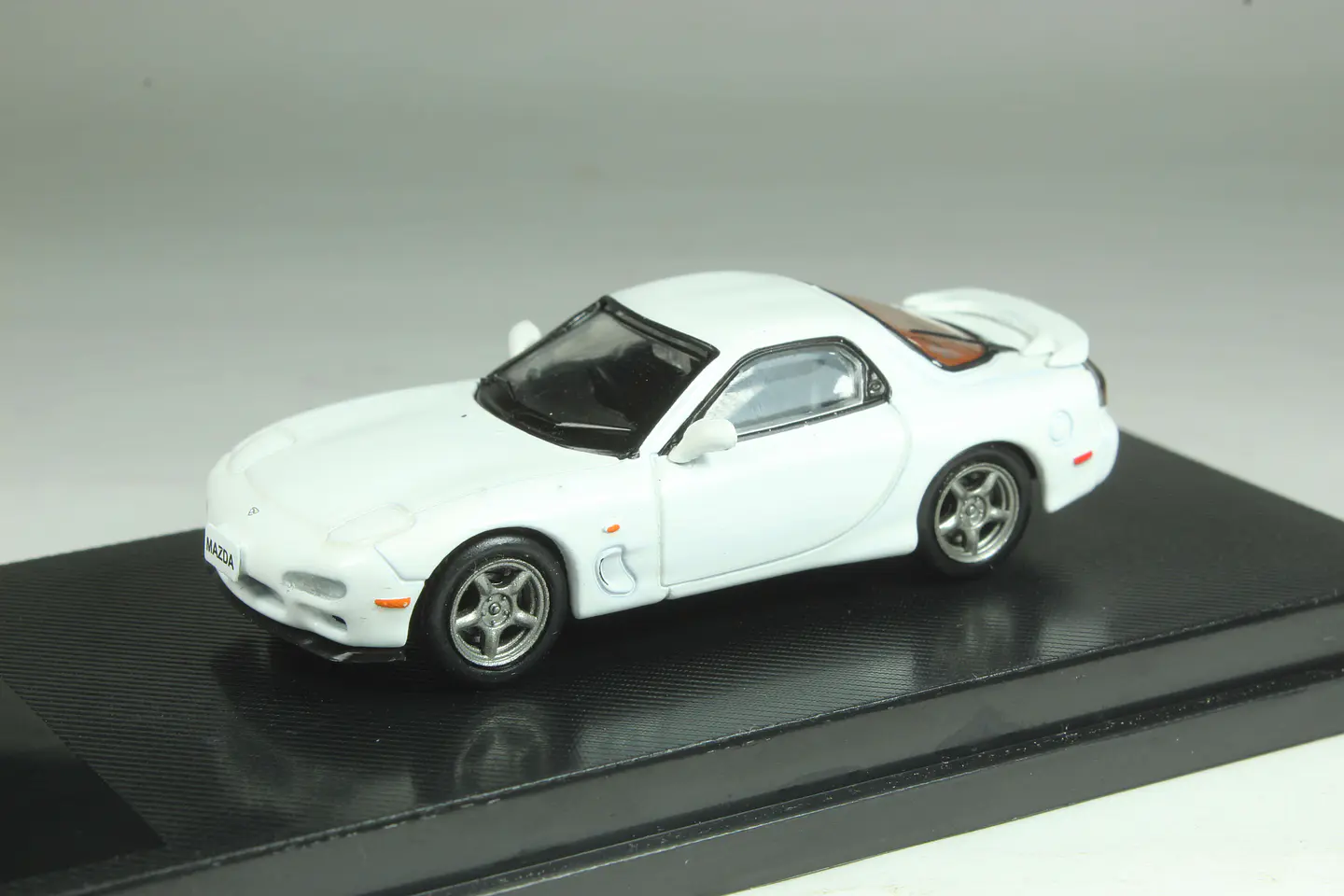 DeAgostini N°23 Mazda Efini RX-7 (FD3S) 1/64 1