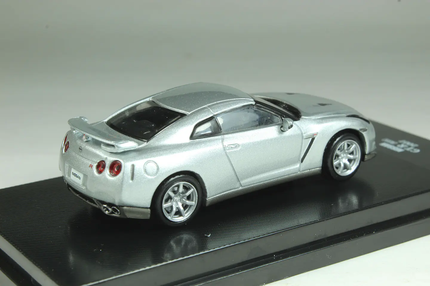 DeAgostini N°13 Nissan GT-R (R35) 1/64 3