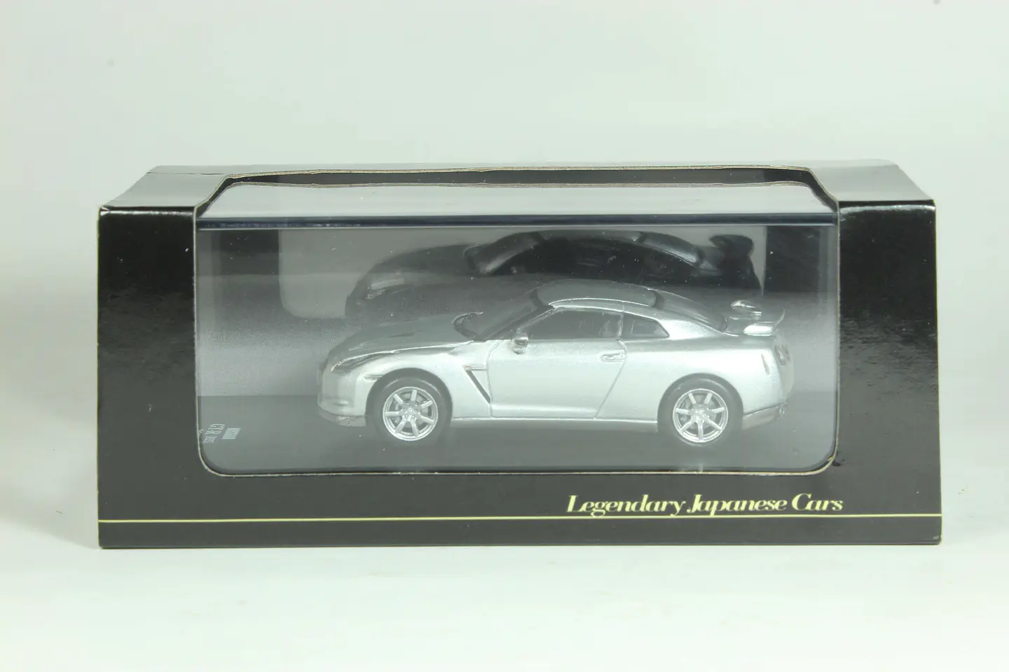 DeAgostini N°13 Nissan GT-R (R35) 1/64 4