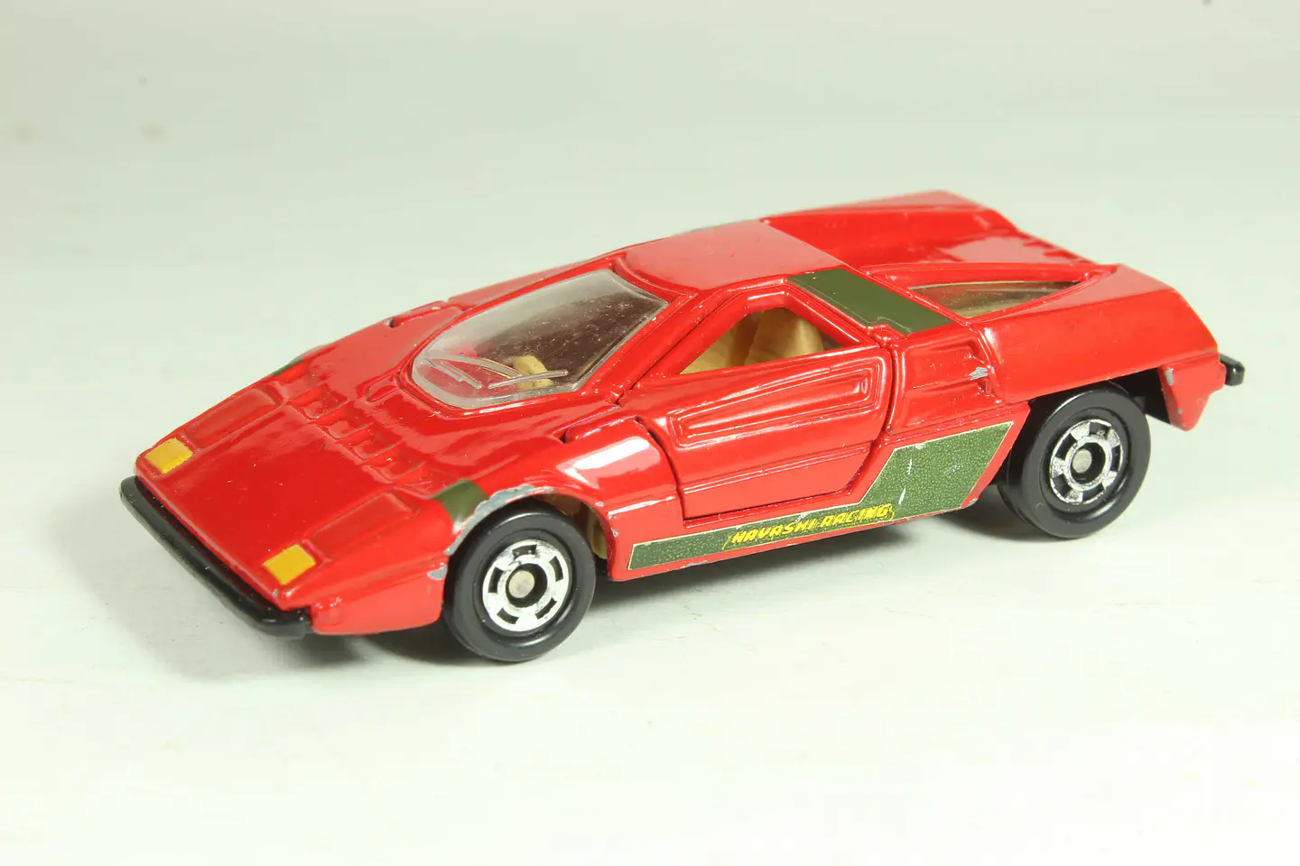 Tomica No. 46 Dome-0 Japan Rojo 1