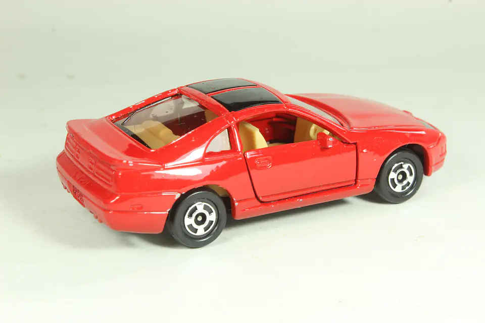Tomica No. 15 Nissan Fairlady Z 300ZX Japan 2